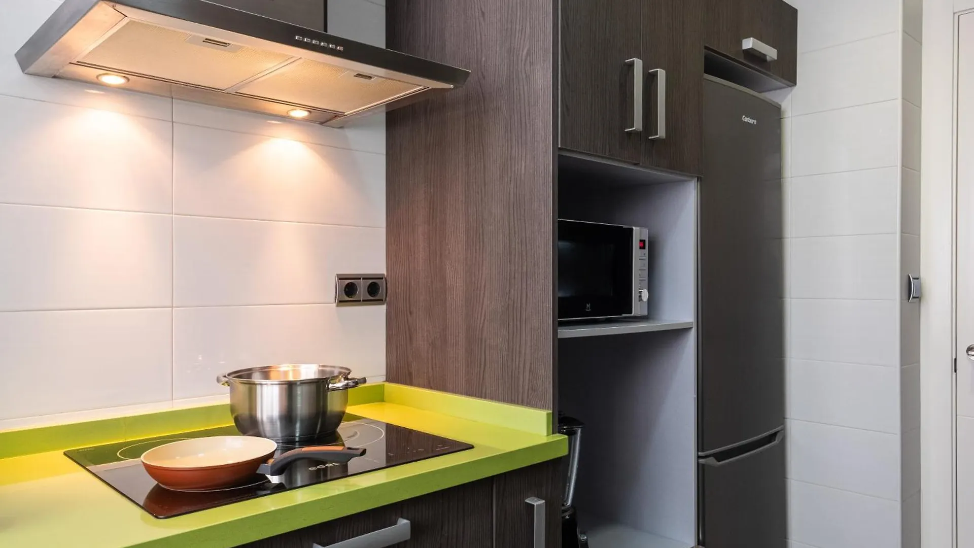 Hh Victoria Luxury Apartment Malaga